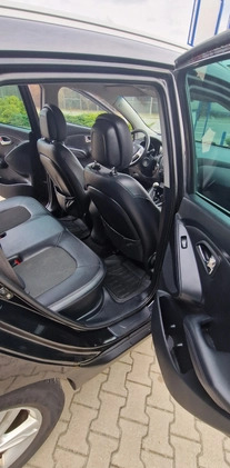 Hyundai ix35 cena 26000 przebieg: 376783, rok produkcji 2010 z Rzeszów małe 29